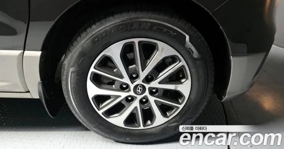 Hyundai Starex 