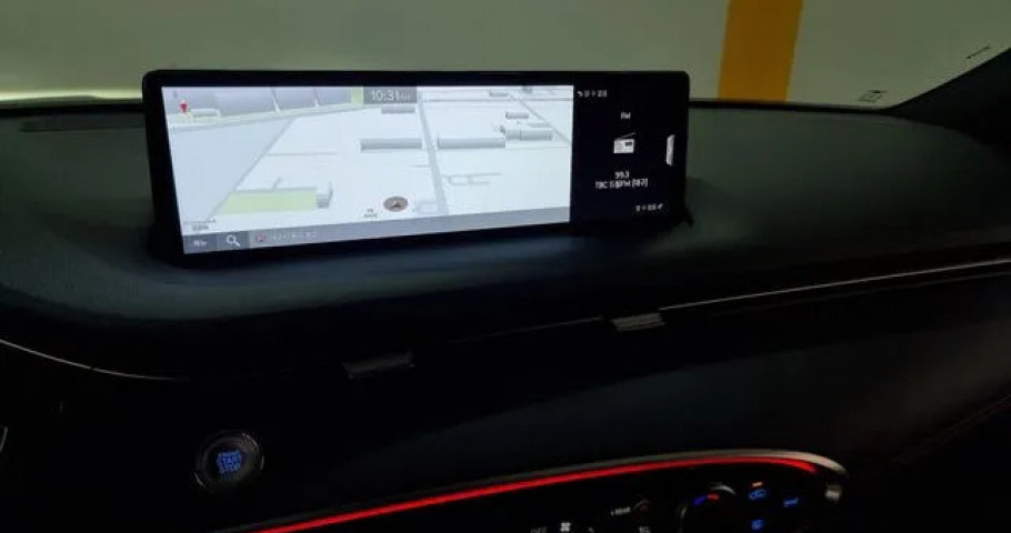Genesis Gv70 