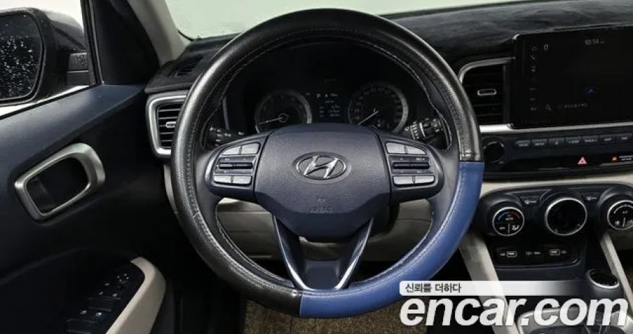 Hyundai Venue 