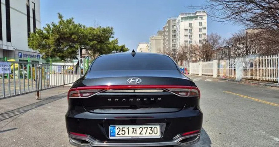 Hyundai Grandeur 