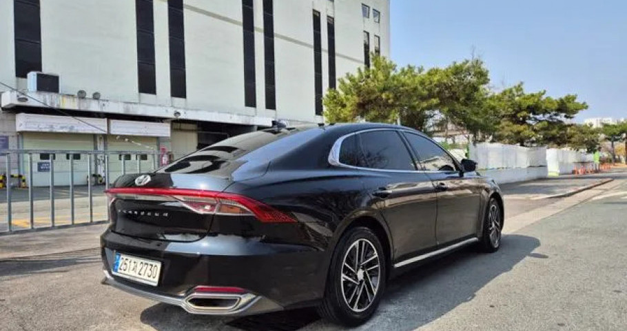 Hyundai Grandeur 