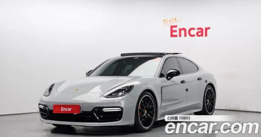 Porsche Panamera 