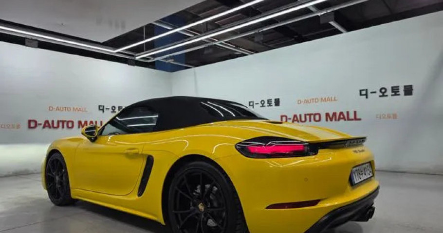 Porsche 718 