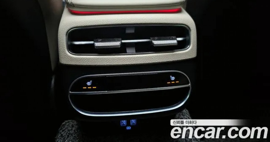 Genesis Gv70 