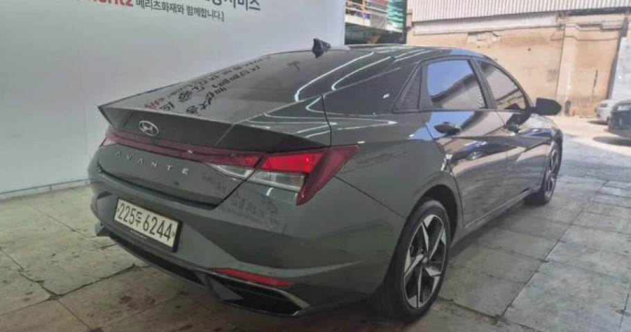 Hyundai Avante 