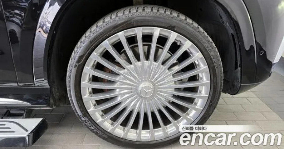 Mercedes-Benz Gls-Class 