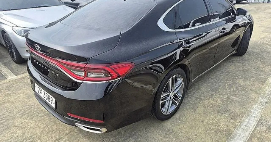 Hyundai Grandeur 