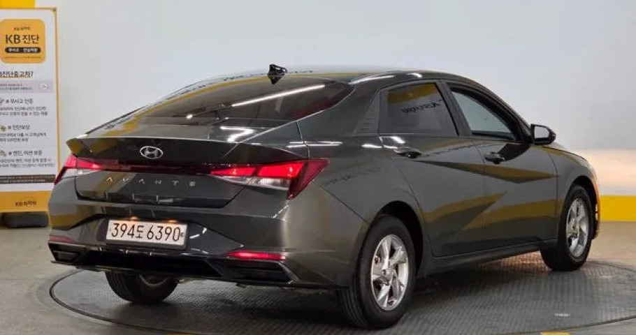 Hyundai Avante (Elantra) 