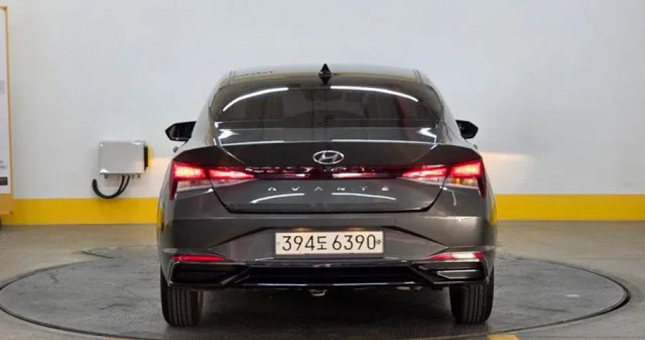Hyundai Avante (Elantra) 