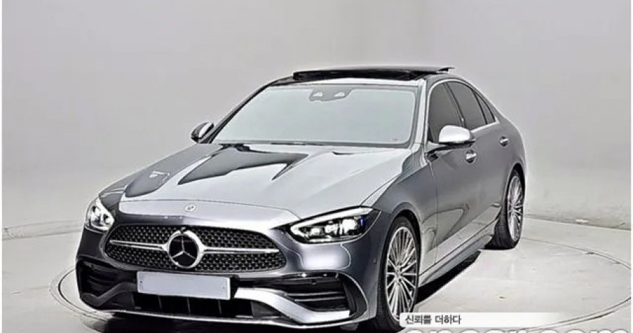 Mercedes-Benz C-Class 
