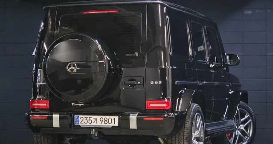 Mercedes-Benz G-Class 