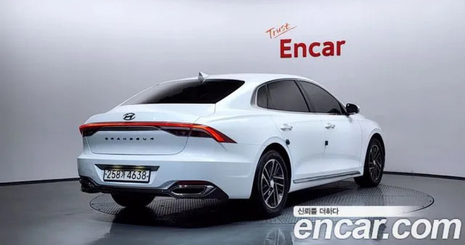 Hyundai Grandeur 