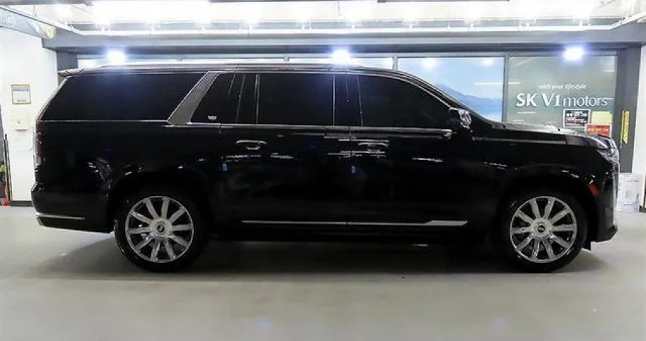 Cadillac Escalade 
