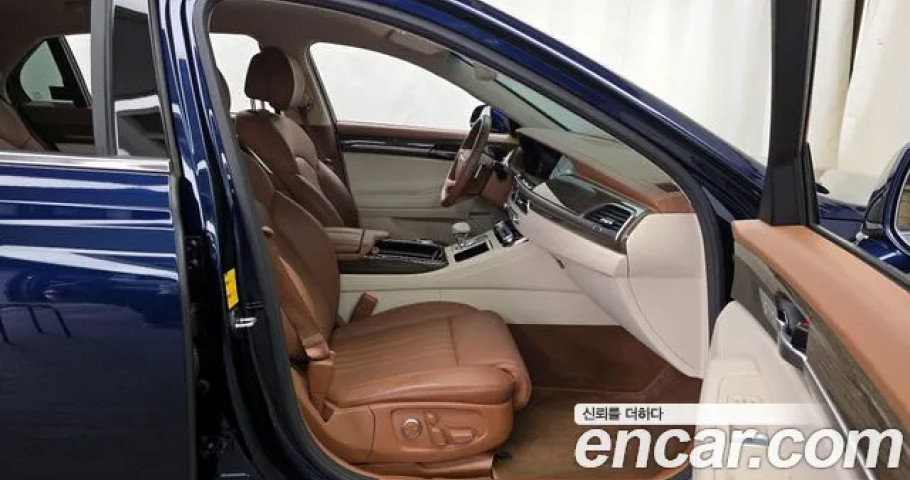 Genesis G90 