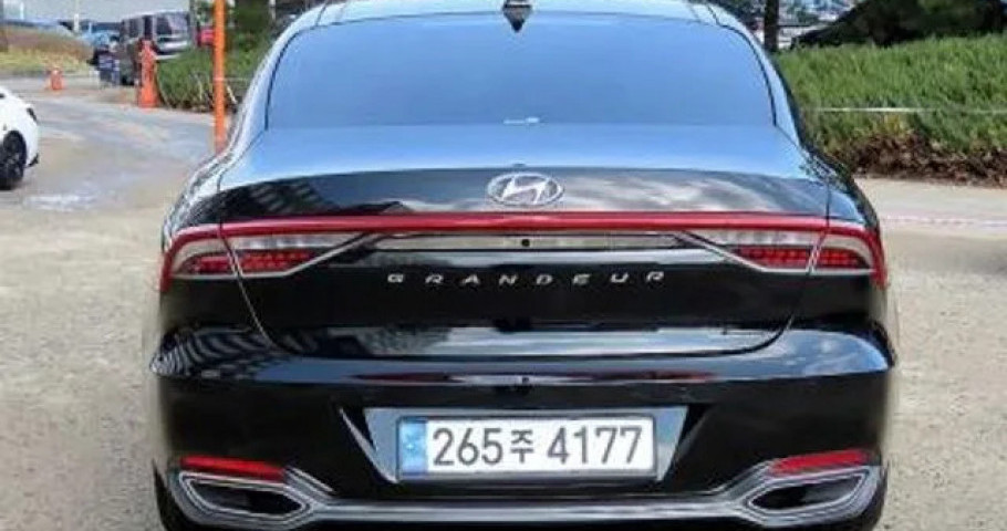 Hyundai Grandeur 