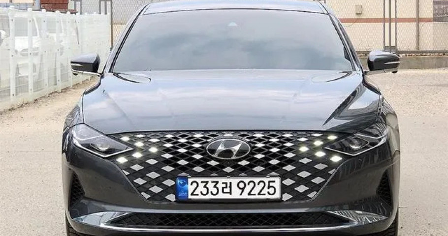 Hyundai Grandeur 