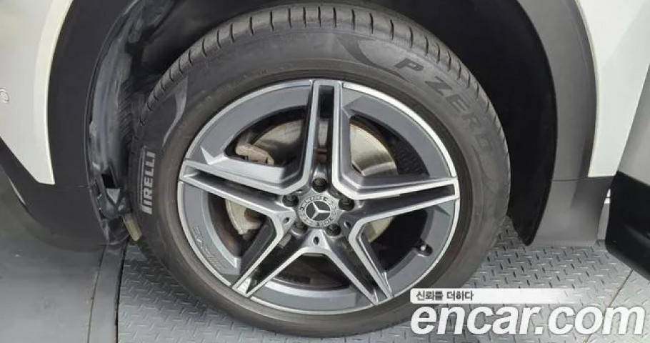 Mercedes-Benz Glb-Class 