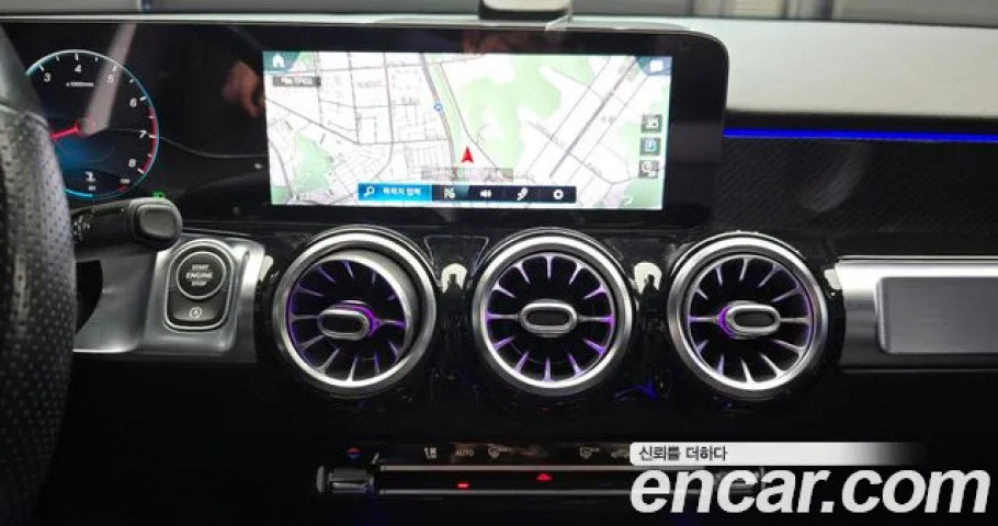 Mercedes-Benz Glb-Class 