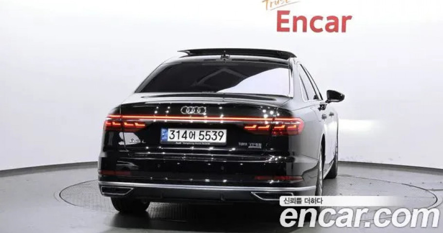 Audi A8 