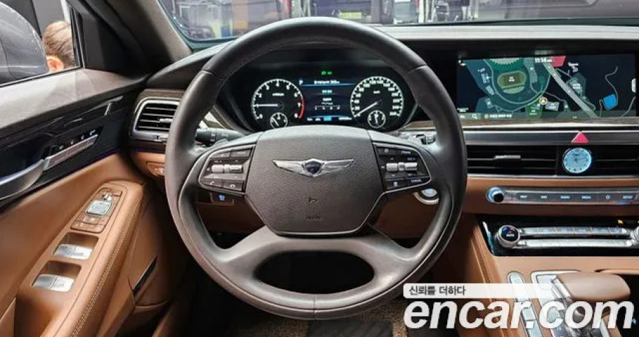 Genesis G90 