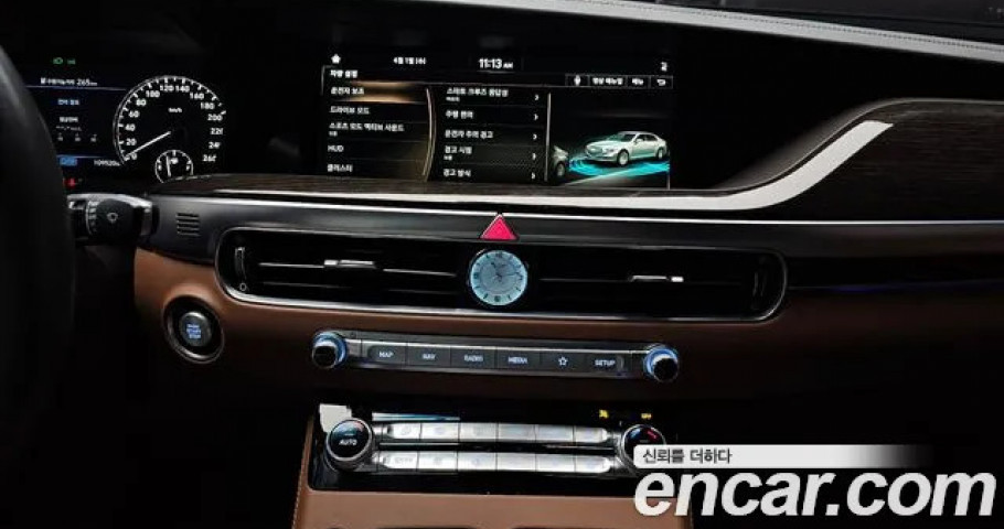Genesis G90 
