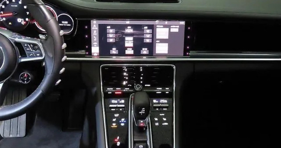 Porsche Panamera 