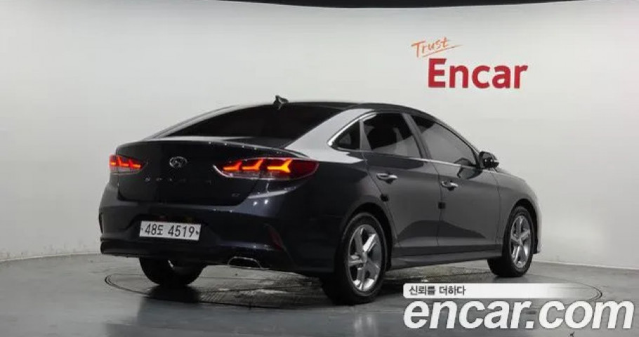 Hyundai Sonata 