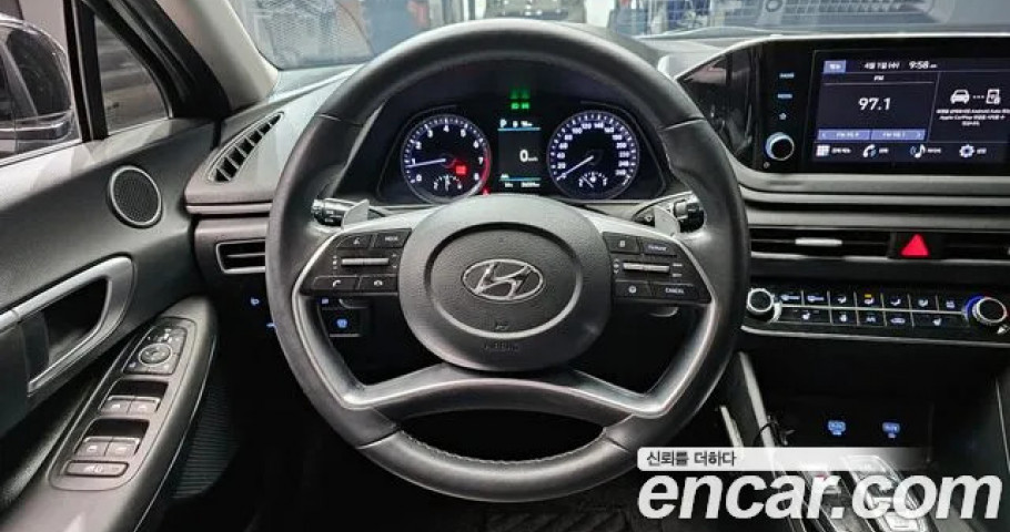 Hyundai Sonata 
