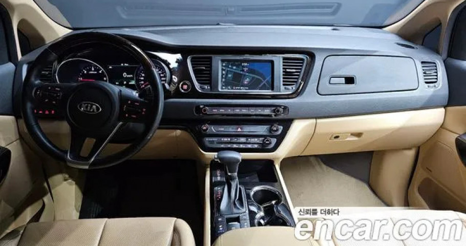 Kia Carnival 