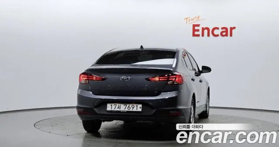 Hyundai Avante (Elantra) 