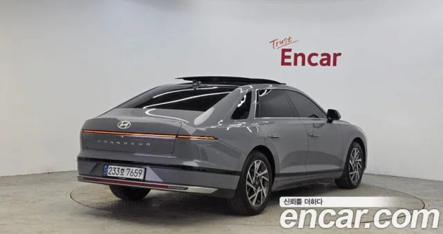 Hyundai Grandeur 
