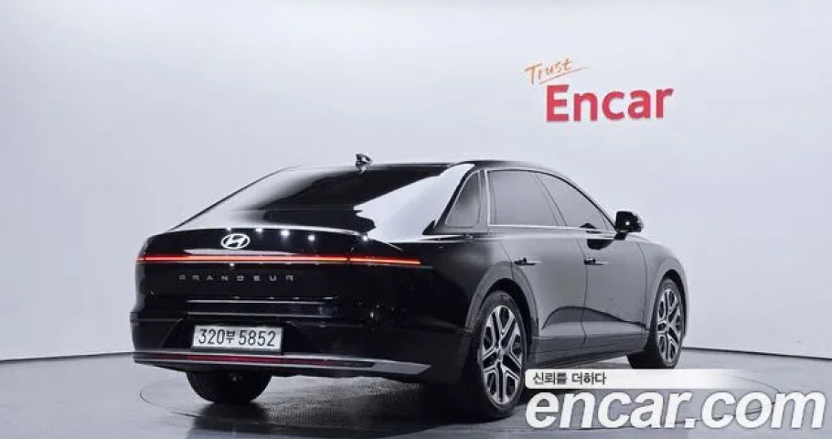 Hyundai Grandeur 
