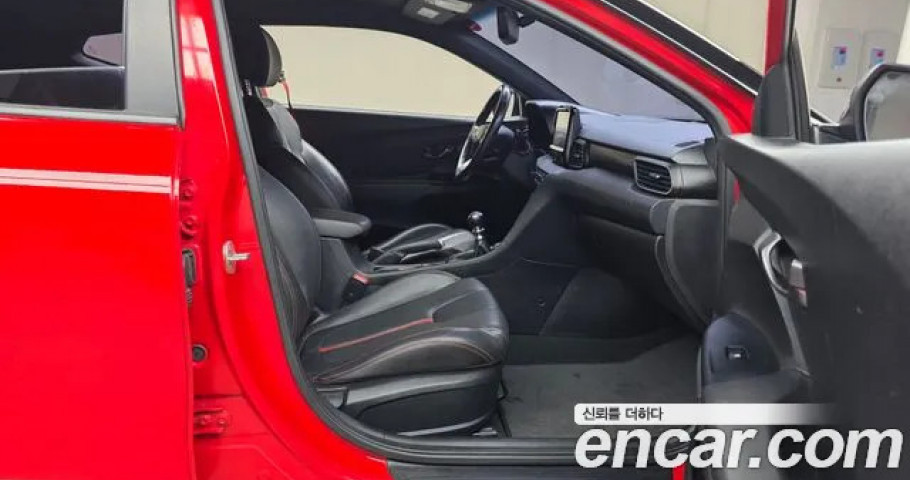 Hyundai Veloster 