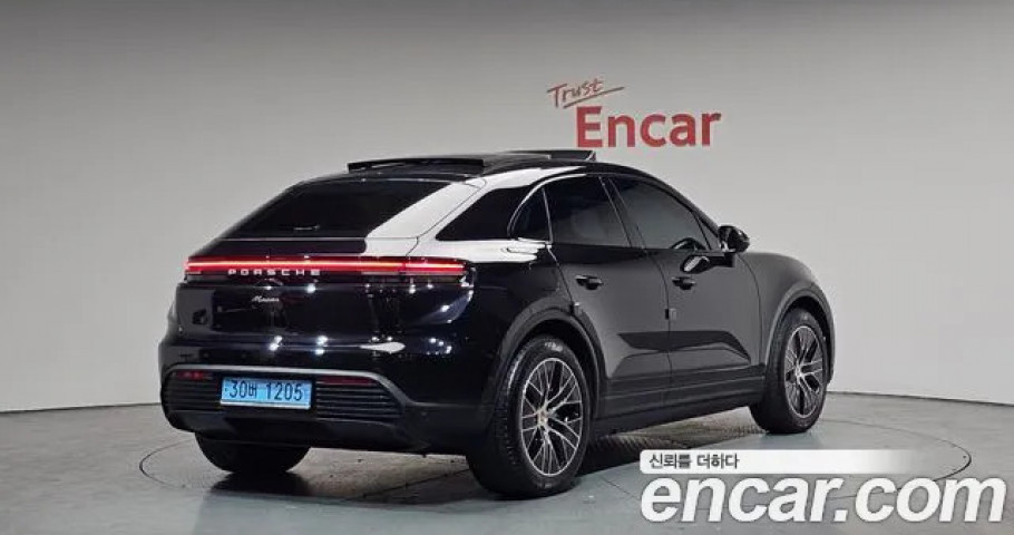 Porsche Macan 