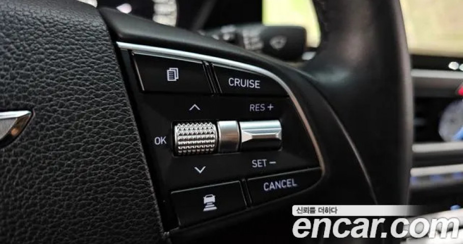 Genesis G90 
