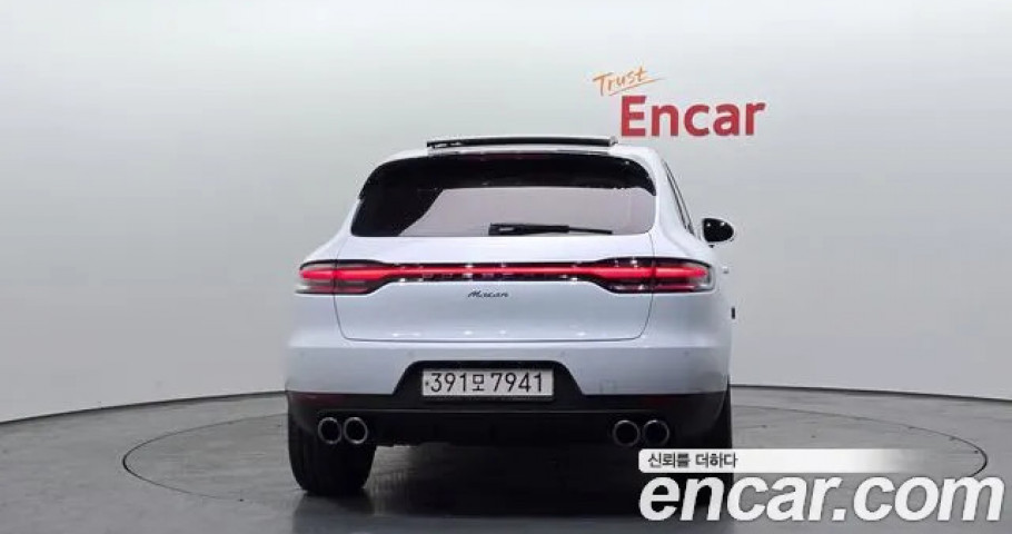Porsche Macan 