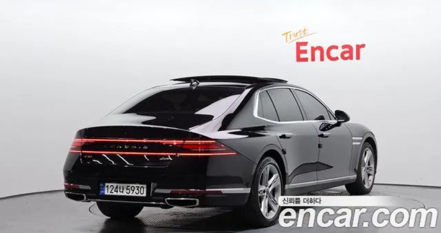 Genesis G90 