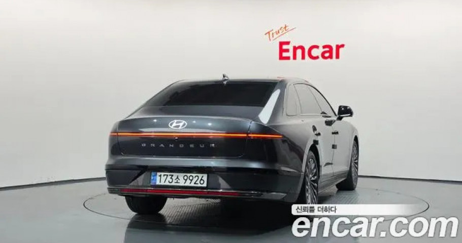 Hyundai Grandeur 