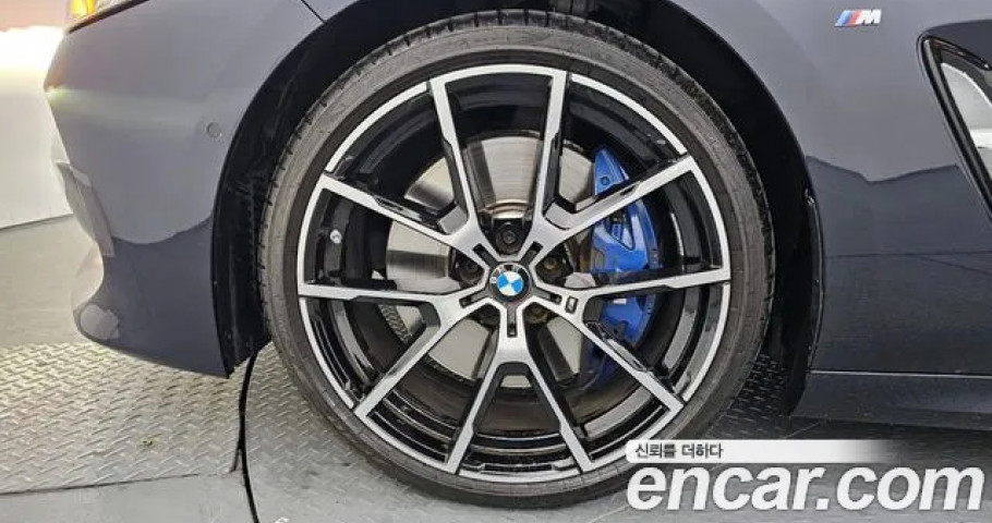 Bmw 8-Series 