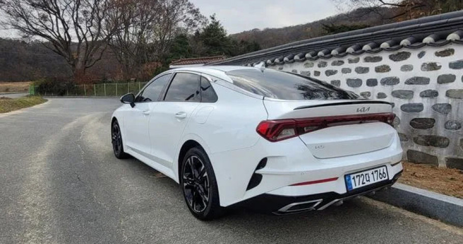 Kia K5 