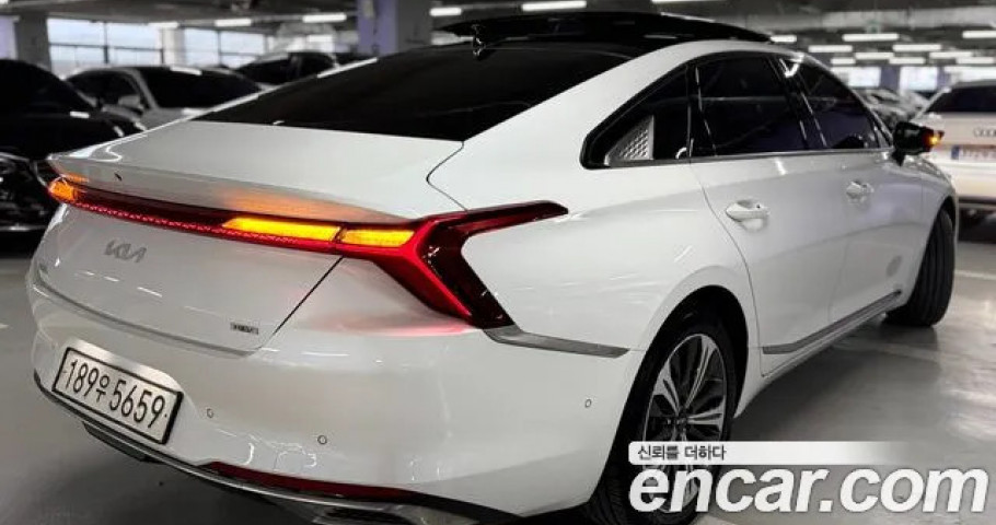 Kia K8 