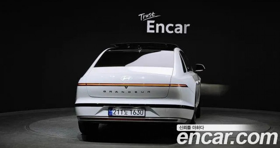 Hyundai Grandeur 