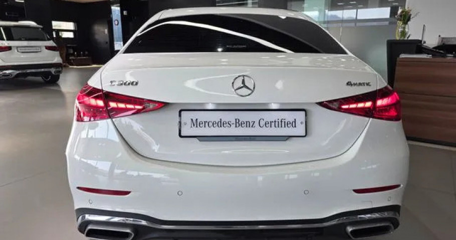 Mercedes-Benz C-Class 