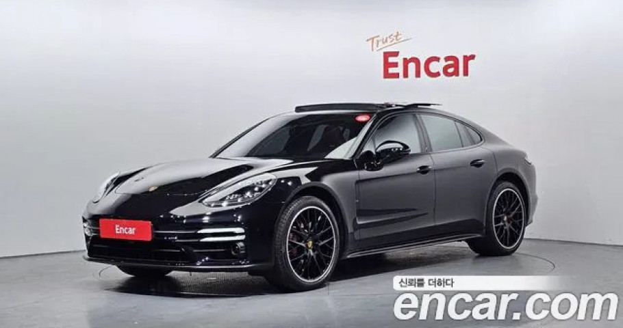 Porsche Panamera 