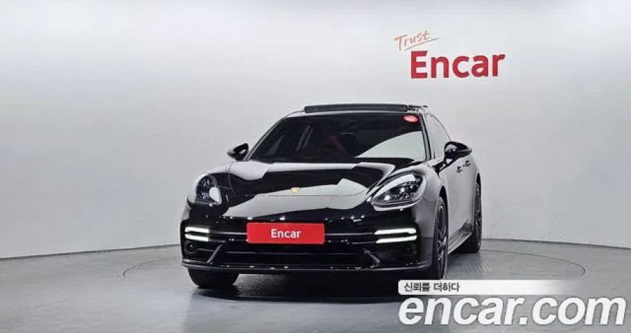 Porsche Panamera 