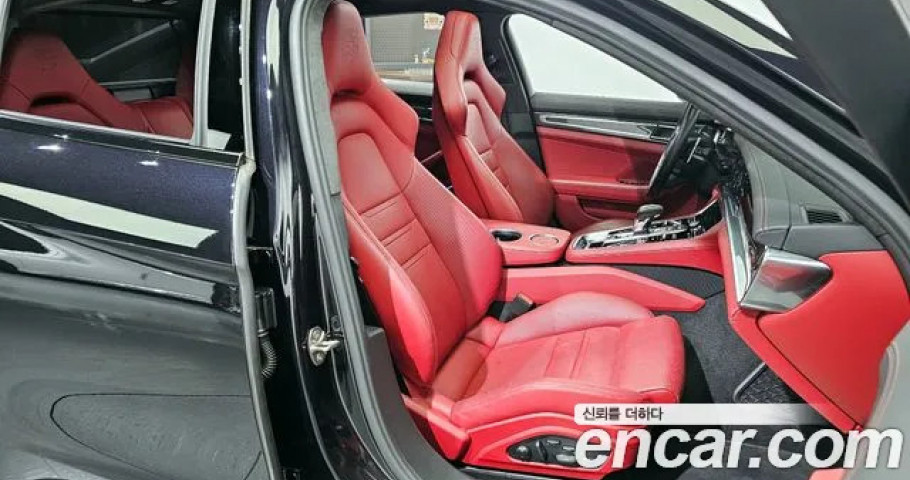 Porsche Panamera 