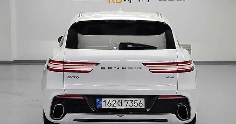 Genesis Gv70 