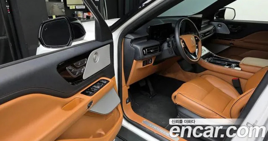 Lincoln Aviator 