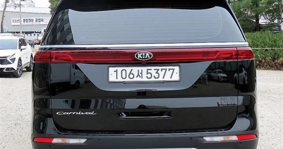 Kia Carnival 