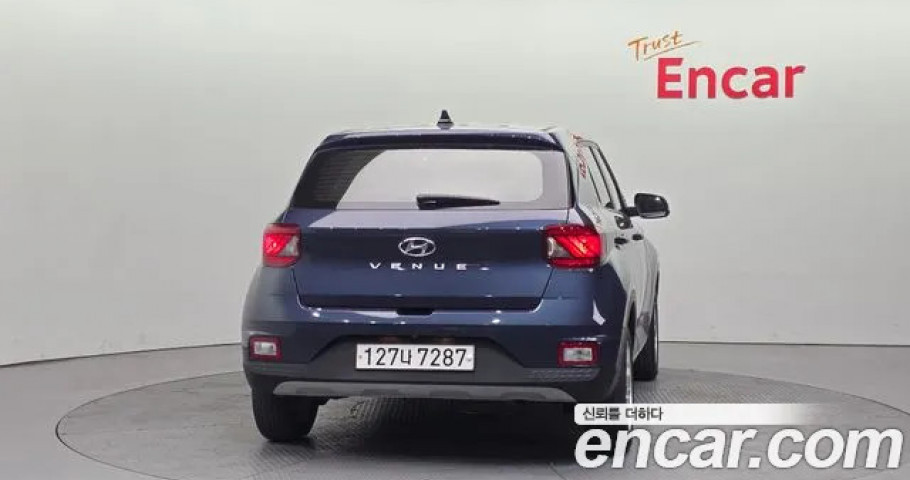 Hyundai Venue 